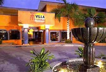 Hotel Villa Mexicana Сиуатанехо Экстерьер фото