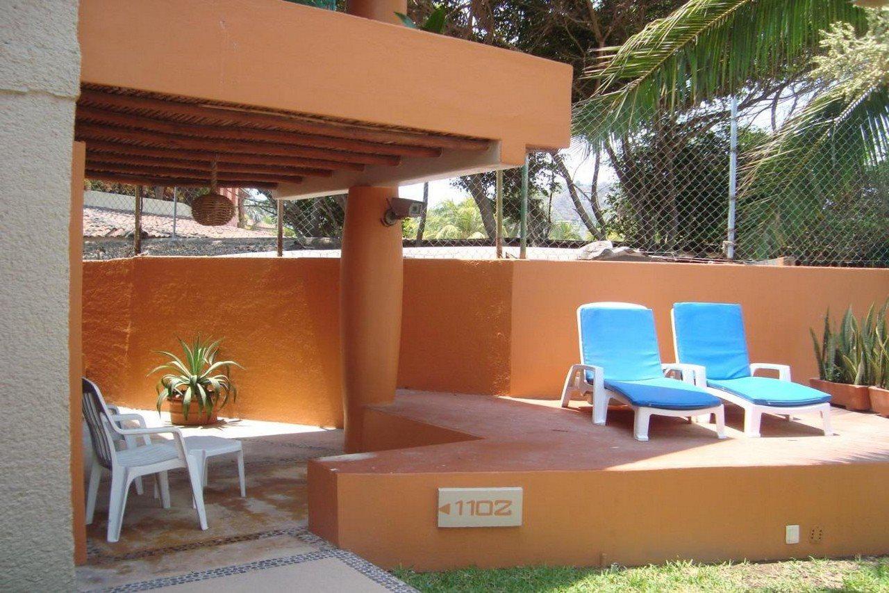 Hotel Villa Mexicana Сиуатанехо Экстерьер фото